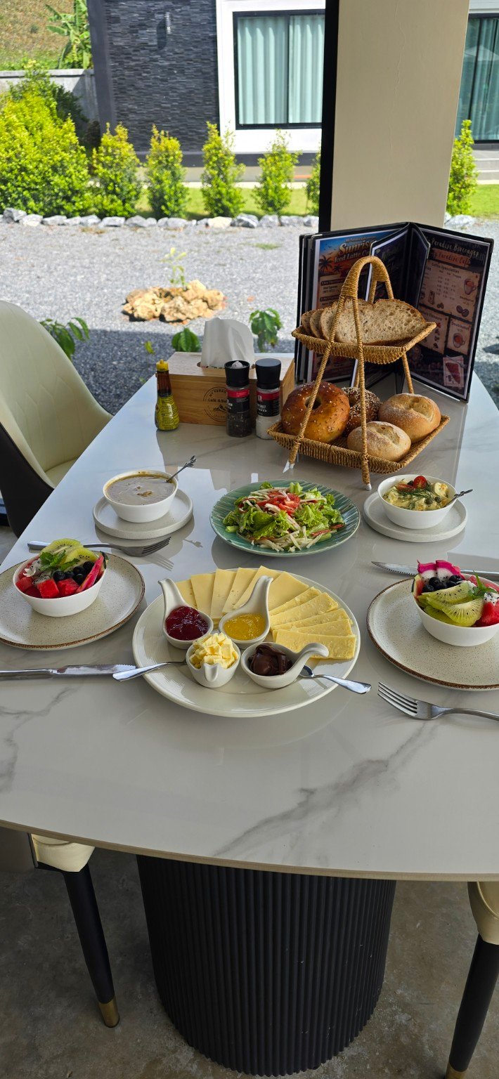 Breakfast spread