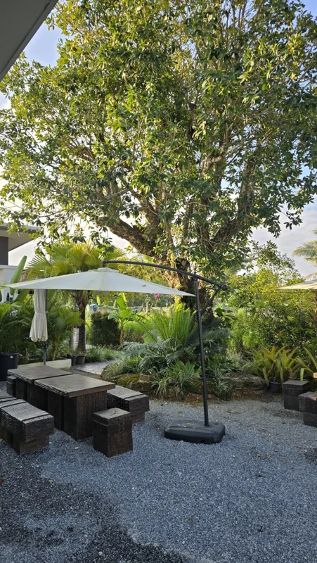 Café & Bakery · Shaded garden seating
